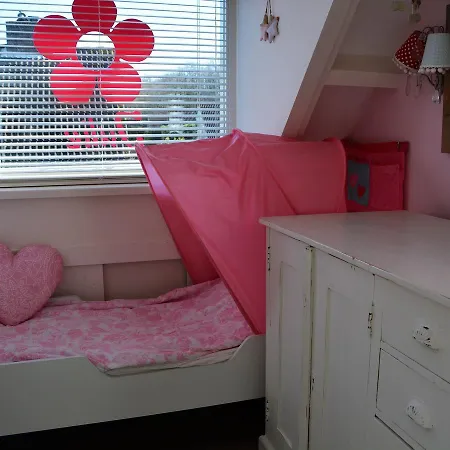 Quaint Holiday Home In Noordwijkerhout Near Lake *