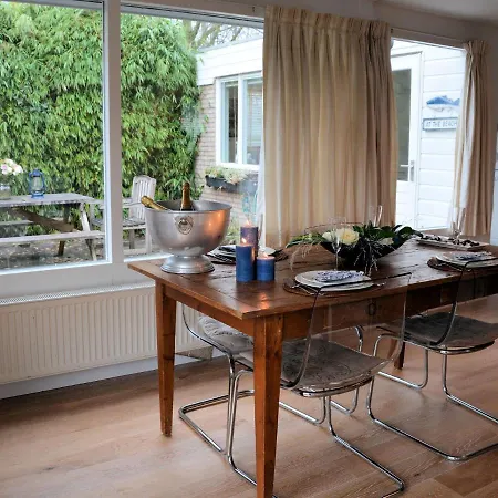 Quaint Holiday Home In Noordwijkerhout Near Lake *